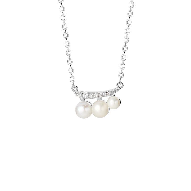 Leichter Luxus, High-End-Gefühl, Diamantbesetzte Dreiperlenkette, Exquisite und modische Schlüsselbeinkette, Nischendesign