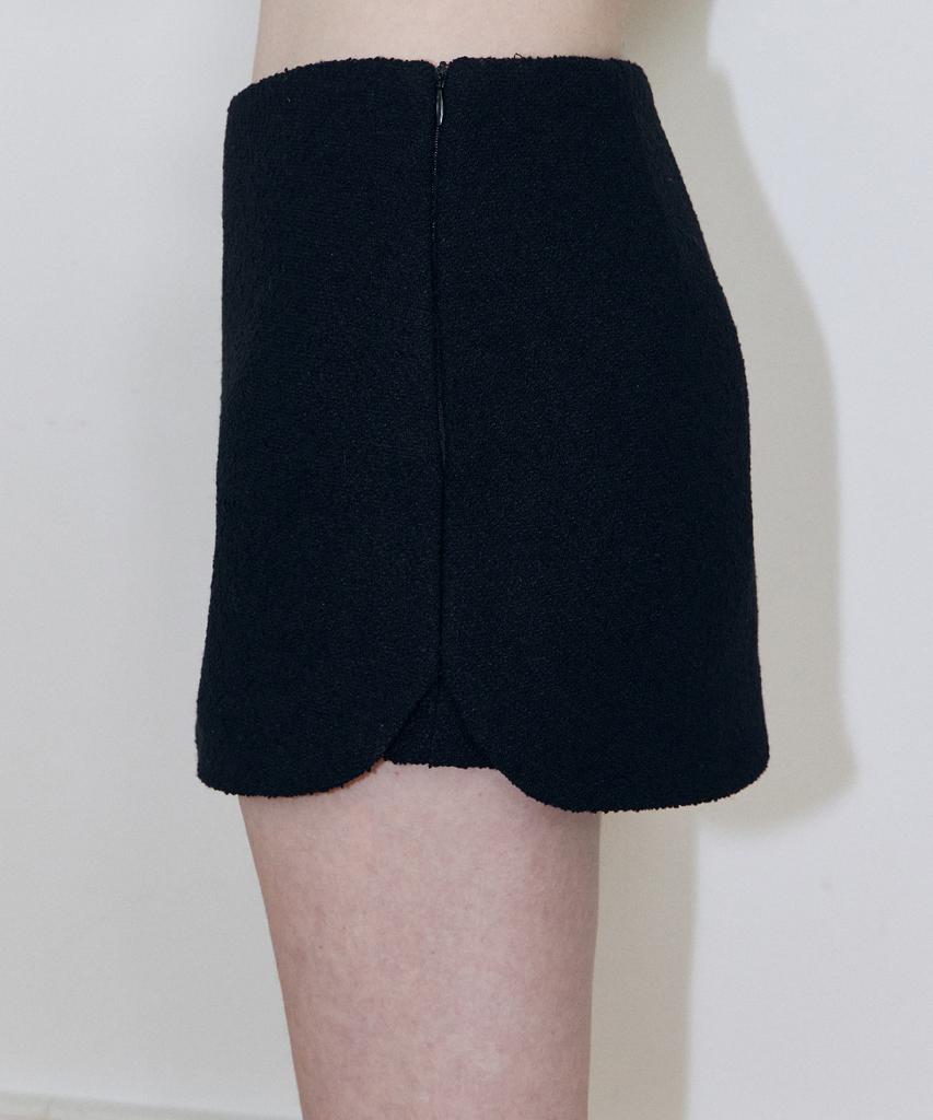 Lady Volume Textured Curve Pants/Skirt (Black)