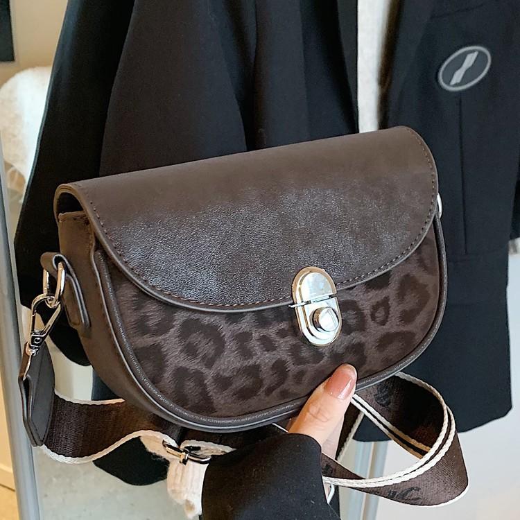 Vintage leopard Women Saddle Bag Brand Luxury ladies Shoulder Bags Small Round Handbag winter new Crossbody Messenger Bag
