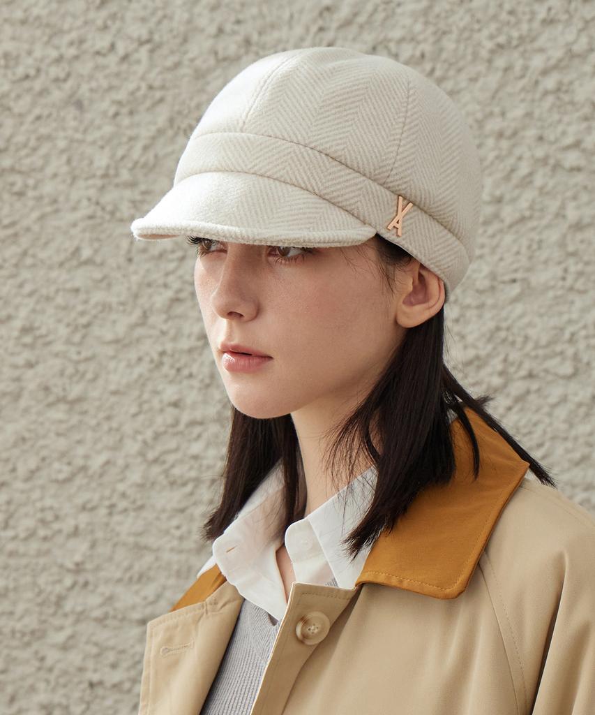 Bajal Va Studded Herringbone Slim Newsboy Cap Ivory