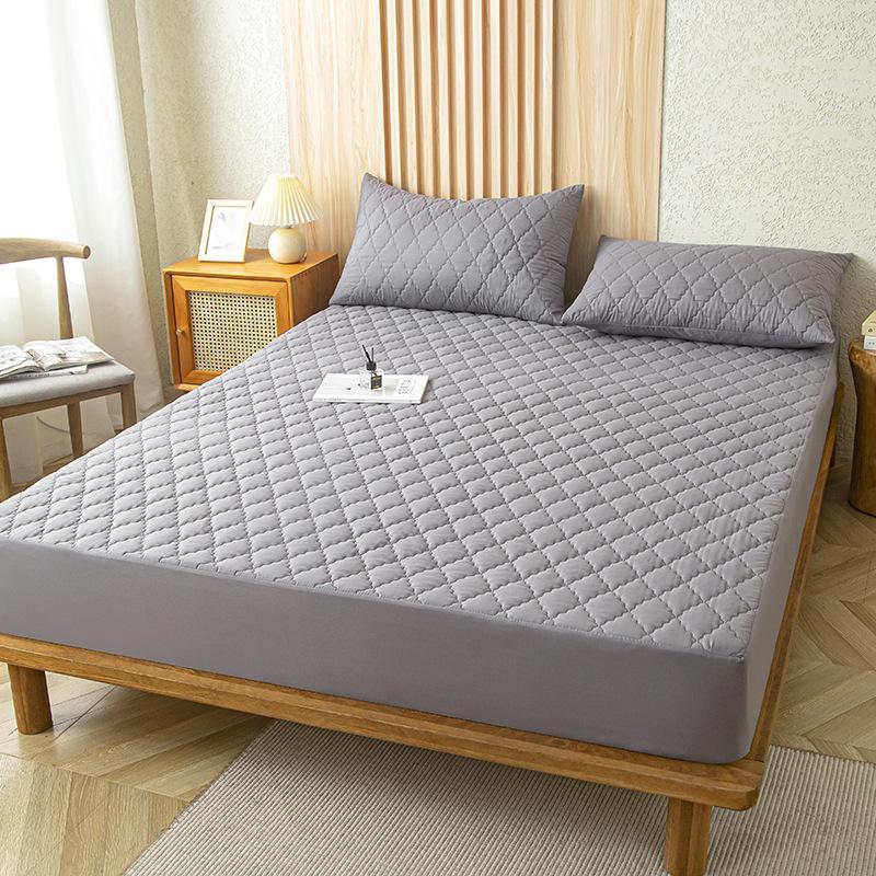 Single Piece Bed Cover Brushed Fabric Quilted Mattress Protector Waterproof Mattress Topper for Bed Anti-mite Mattress Cover No Pillowcase