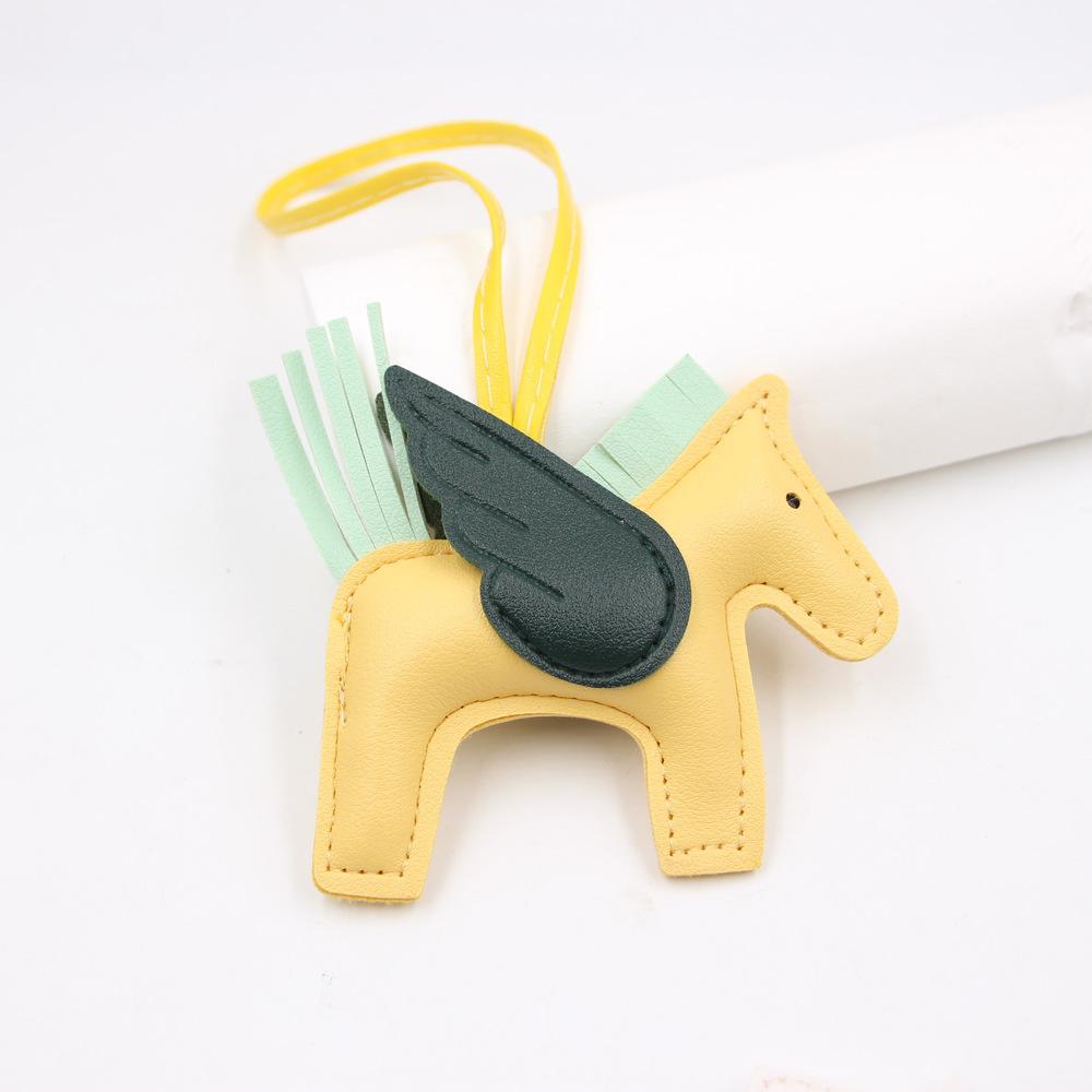 Hot Classic Wing Pony Bag Pendant Decorative Accessories Car Keychain Pendant High-quality Leather Production