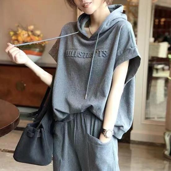 Set di pantaloni con cappuccio da 2 pezzi / set Set di pantaloni con cappuccio a maniche corte in tinta unita con coulisse Tasche in vita elastiche con cappuccio Sciolto alla caviglia Set di pantaloni casual da donna