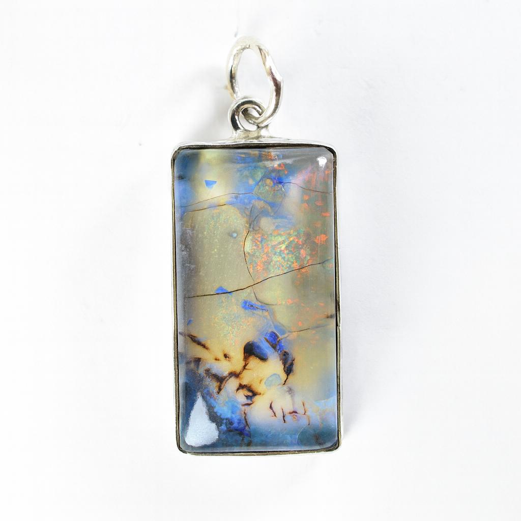 Quality Natural Opal 28 Ct Emerald Pendant 925 Sterling Silver Gemstone Jewelry Gift