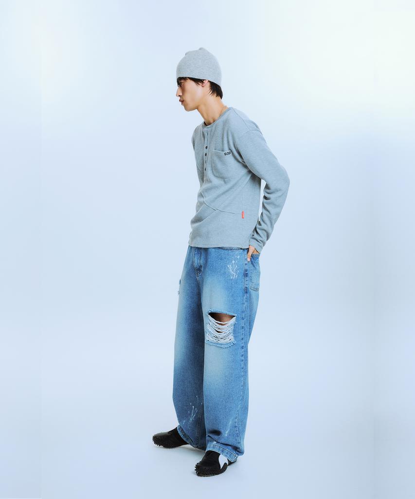 Akaibeuboldeu Cutout Panel Henley T-Shirts (Light Gray)
