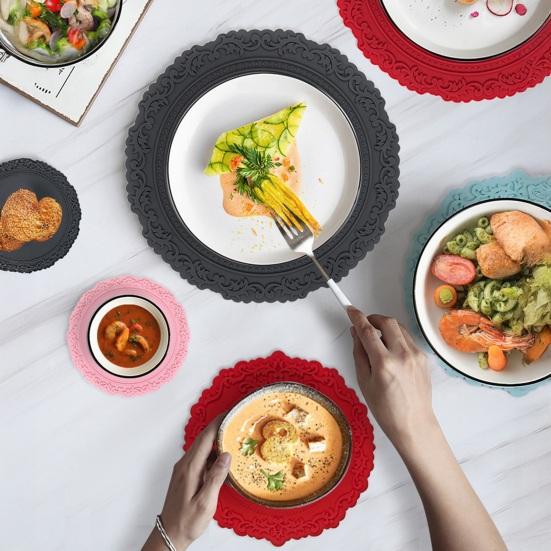 Silicone Placemat Nordic Vintage Lace Pattern Table Mats Heat Resistant Trivet for Hot Dishes Non-Slip Coaster for Kitchen Table