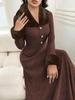 Elegantes Patchwork-Kleid mit Pelzkragen Herbst/Winter 2025