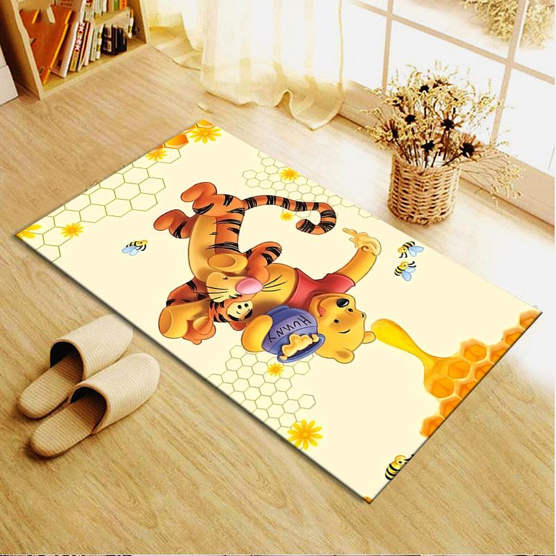 Anti-slip and Stain-resistant Rug, Winnie the Pooh and Friends Print Rug, Suitable for Children's Rooms and Bedroom Decoration.