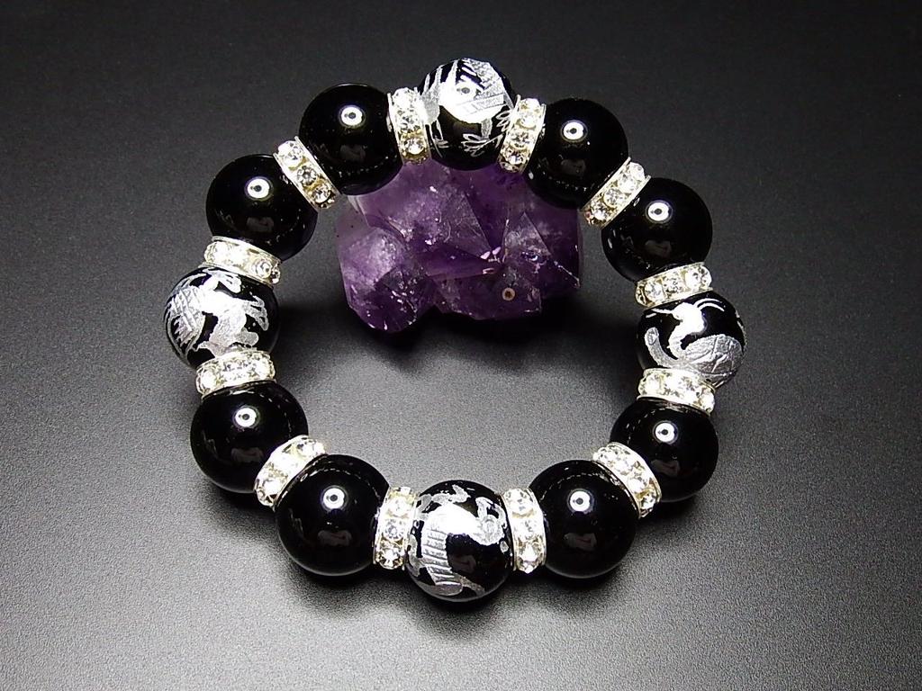 Hard To Obtain Super Thick Natural Stone 18mm Onyx by the Four Gods Luxury Rondelle Prayer Beads Bracelet Power Stone [Ishigai] Hand-carved