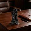 Dead And The Dark Queen Figurine Gothic Grim Reaper Tabletop Ornament Resin Spooky Robe Couple Sculpture for Desktop Bookshelf Decor