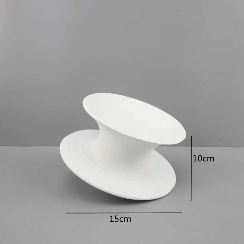 Irregular Gyro Geometric Hat Sculpture Ornament, Resin Crafts for Living Room Decoration, Desktop Sculpture, Home Decoration