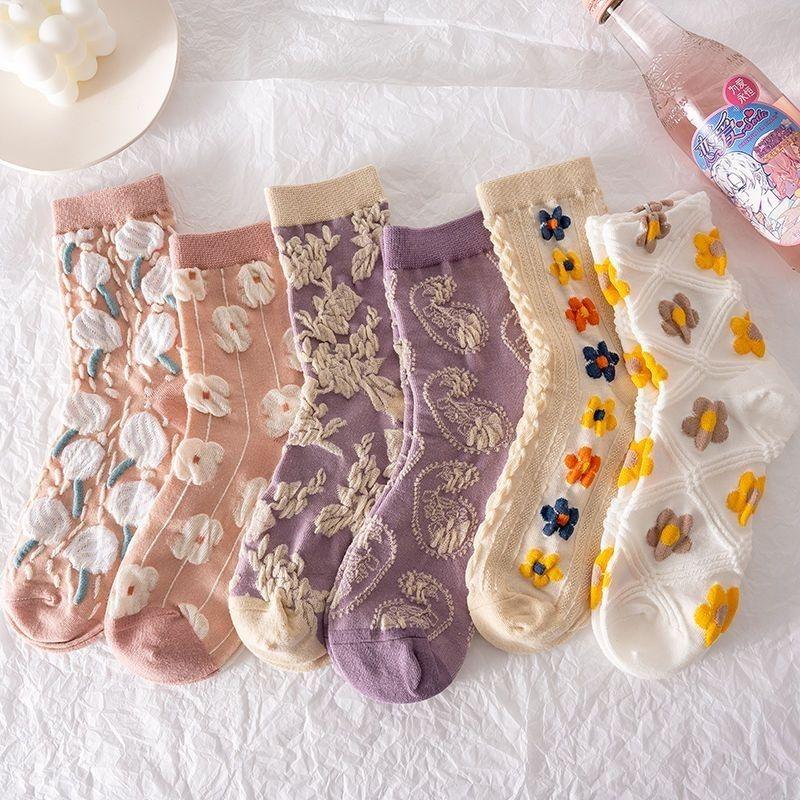 Three-dimensional Flower Relief Socks Women's Long Tube Spring and Autumn High-value Autumn and Winter Cotton Stockings