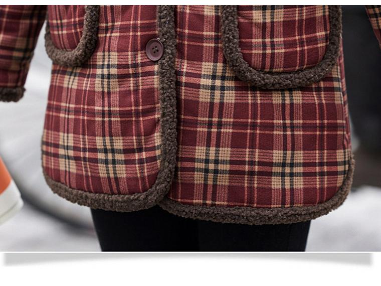 Mors Vinter Plus Size Sammet Bomullsjacka för Medelålders & Äldre - Varm, Förtjockad, Mellanlång Rutig Design