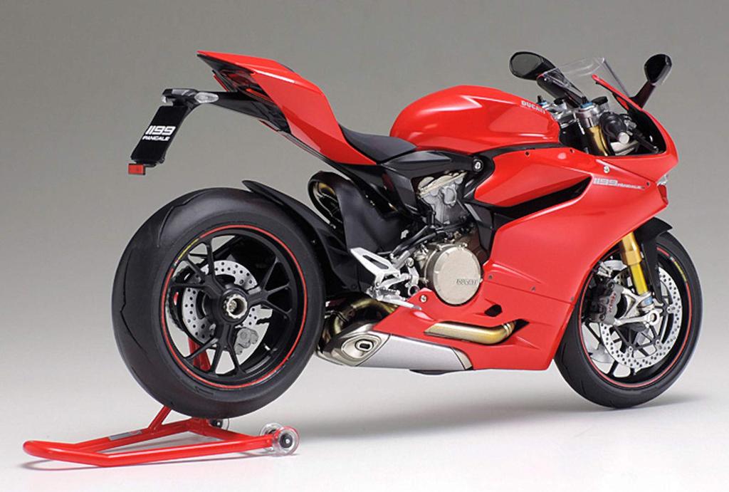 Tamiya Motorrad Serie 129 Ducati 1199 Panigale S Kunststoffmodellbausatz 14129 1/12 Nr.