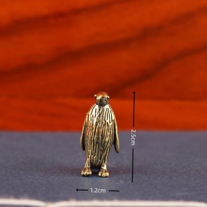 Solid Brass Mini Insect Figurines Retro Aged Finish Hand Carved Detailed Decor for Living Room Cabinet Collection Creative Gift