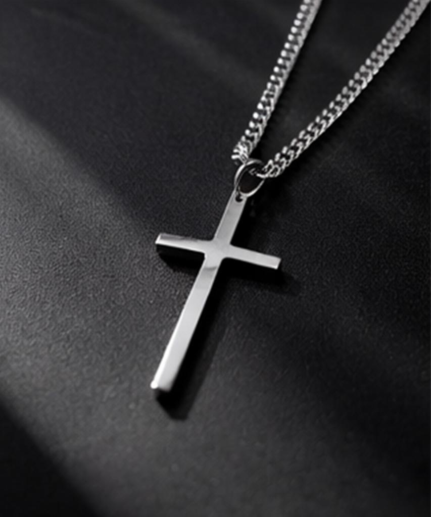 Pepperseasoning Surgical Steel Essential Cross Chain Necklace Silver