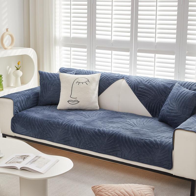Solid Color Plush Sofa Cushion Nordic Simple Fashion Sofa Towel Non-Slip Leather Sofa Cover Four Seasons Universal Seat Cushions Winter