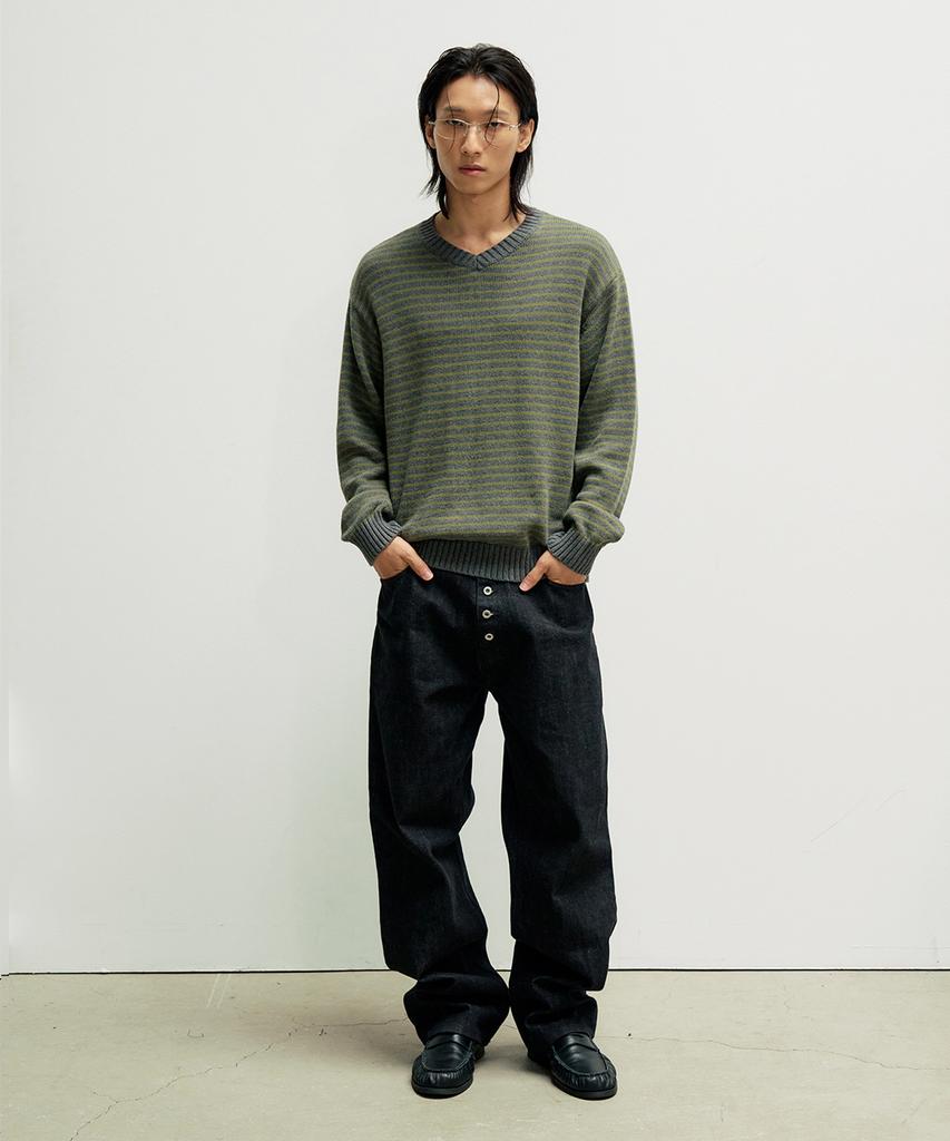 SLOWACID V-Neck Striped Pullover Knit [Khaki]