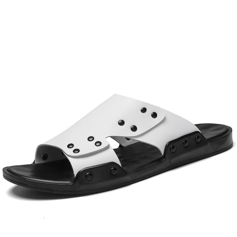 Mode Été Sandales en Cuir Véritable pour Homme Chaussures Plates Mode Chaussures Décontractées Respirantes d'Extérieur Sandales de Plage Noires Sandales de luxe