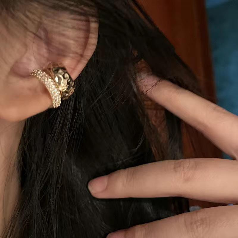 1 Stück Modischer Minimalistischer Kein Piercing Ohr-Manschetten-Ohrringe für Damen Fake Piercing Ohr-Manschetten-Clips Ohrringe für Damen Manschetten Schmuck