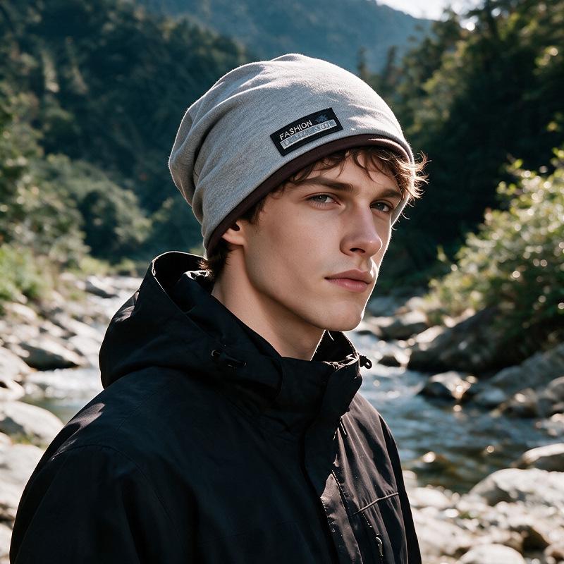 Gorro Unisex Estilo Coreano de Camada Dupla Largo - Outono/Inverno Cor Sólida com Etiqueta de Tecido