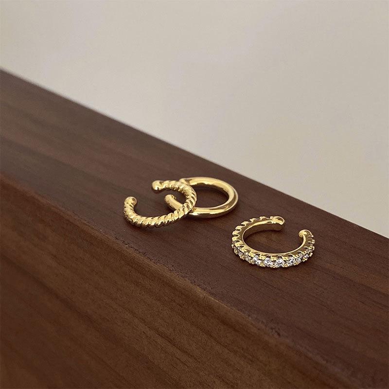 Elegant No-Pierce Ear Cuff: Stylish, High-End Fashion Jewelry for Women