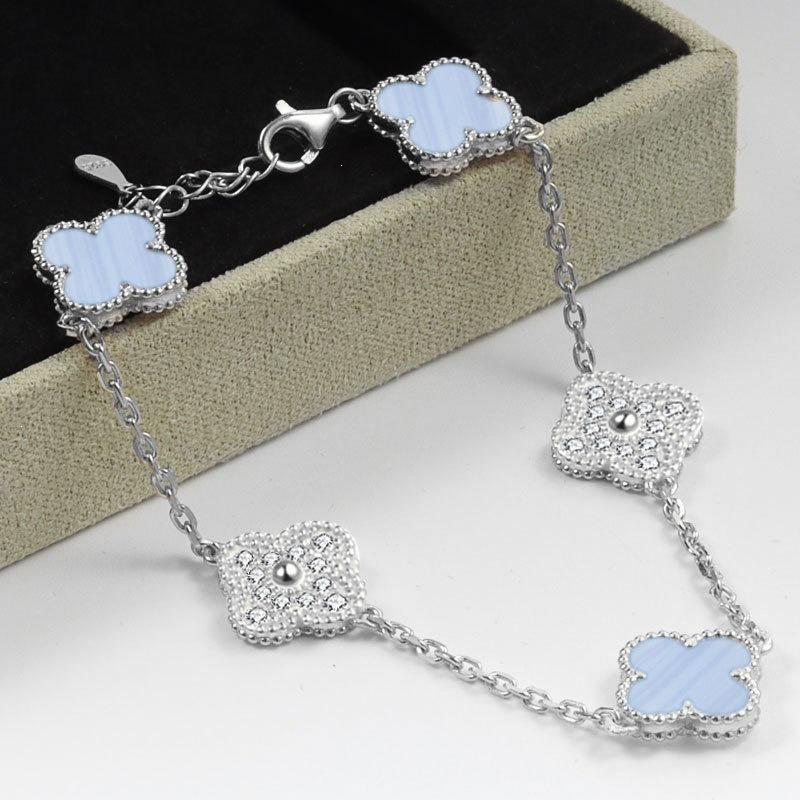 Dames Armband met Klavertje Vier – 18K Verguld met Dubbelzijdige Parelmoer, Elegant Hoogwaardig Accessoire, Chic en Geluksontwerp.