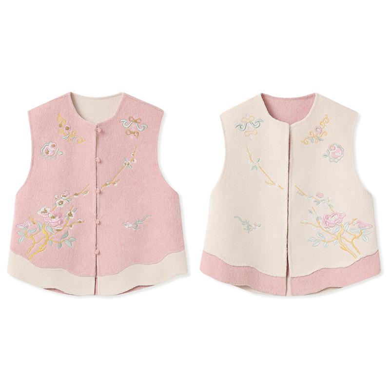 Cappotto di Lana con Lacci e Gilet Ricamato Cinese Inverno 2026