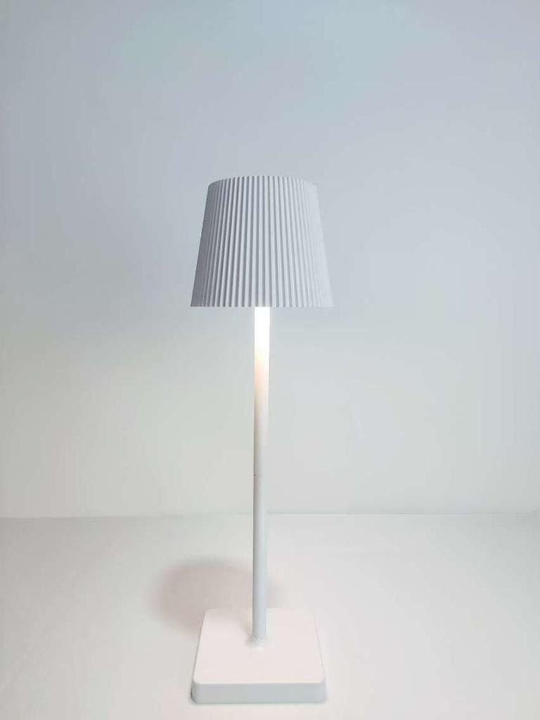 Nordic LED Table Lamp Rechargeable Desk Lamp Touch Dimmable Night Light for Outdoor Waterproof Patio Restaurant Bar Decor Light