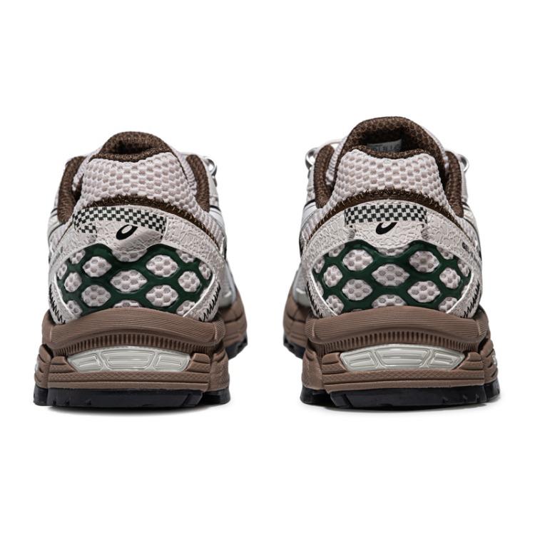 Asics Gel-Kahana 8 Amorti Durable Rétro Basse Top Chaussures de Style de Vie Baskets Unisexes 1203B031-700