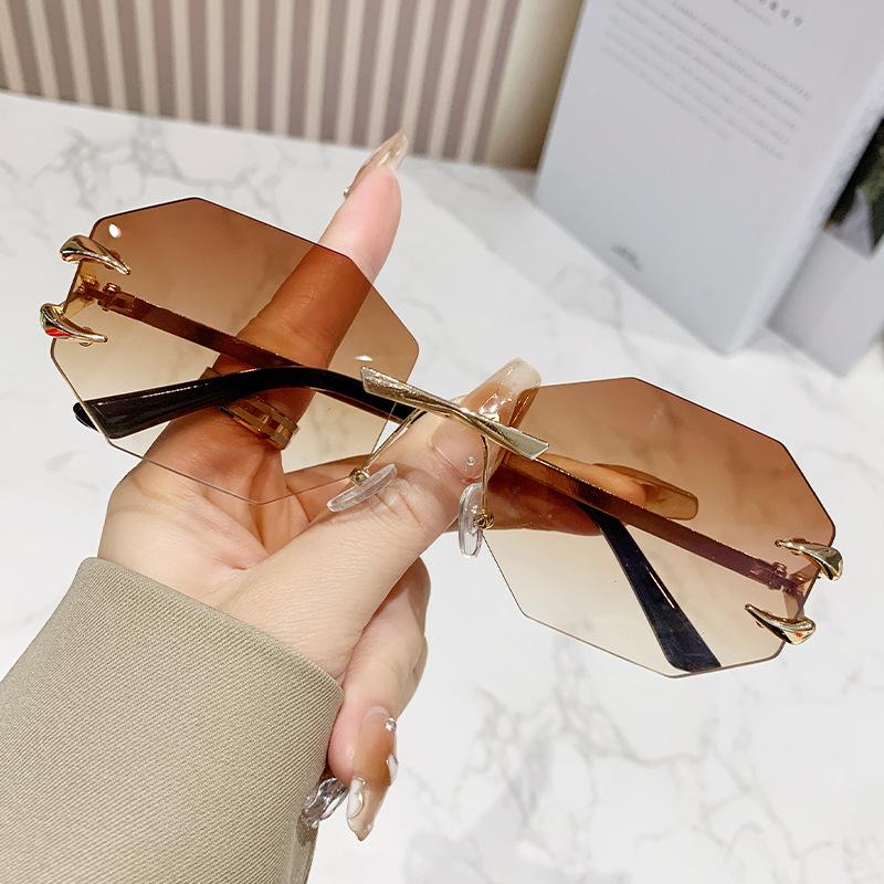 Men Fashion Rimless Sunglasses with Polygon Octagonal Design - Y2K Street Style, Metal Frame, PC Lens for Casual & Outdoor Wear