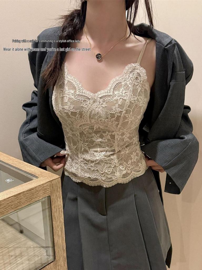 2026 French Lace V-Neck Camisole with Chest Pads - Slimming Beautiful Back Tank Top
