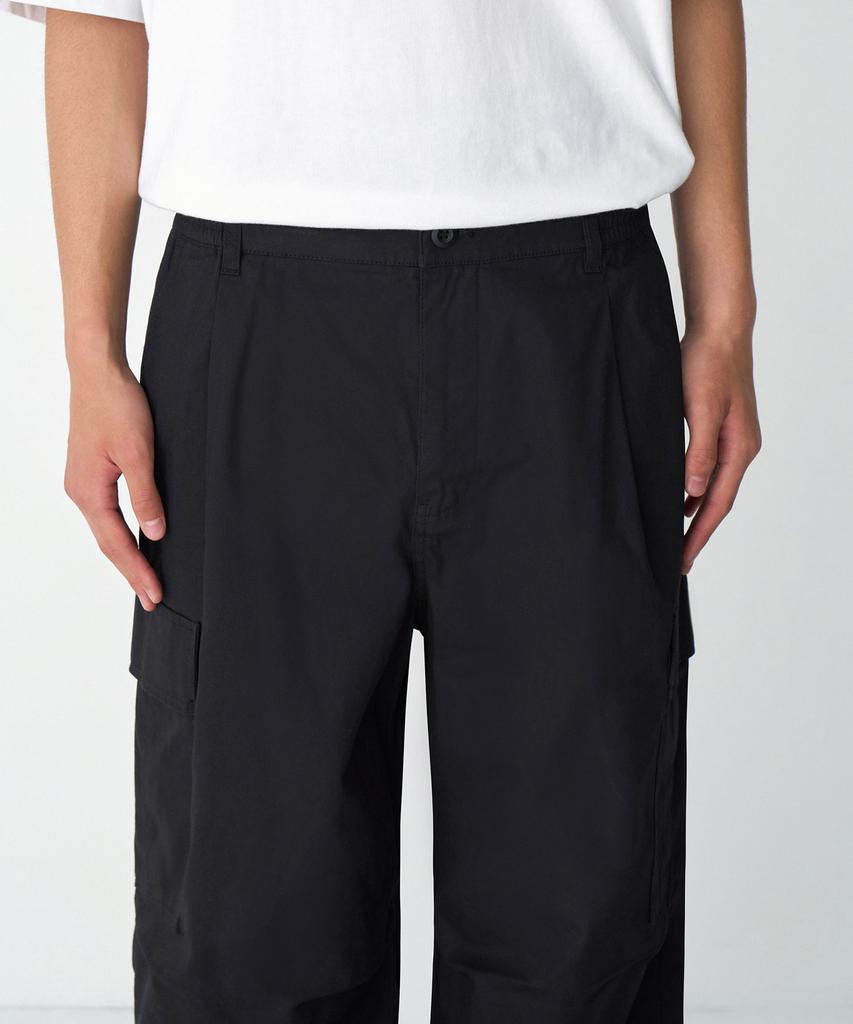 Musinsa Standard Cotton Parachute Elastic Cargo Pants [Black]