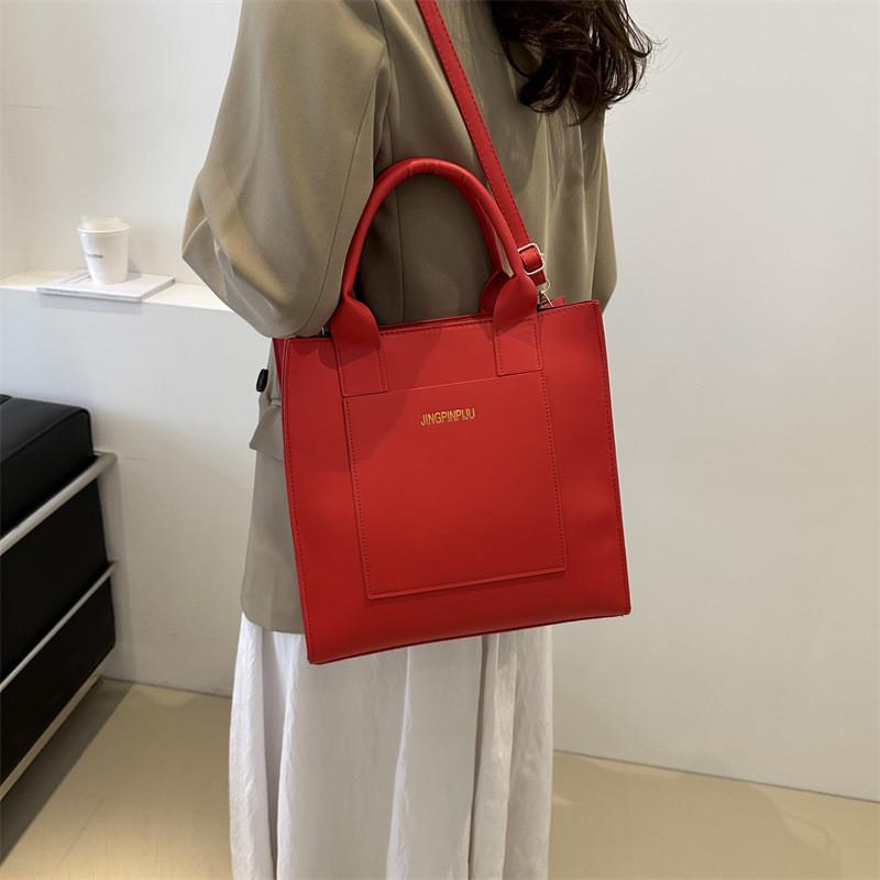 Elegant 2024 New Large Capacity Simple Solid Color Shoulder Bag For Everyday Use And Work Essentials