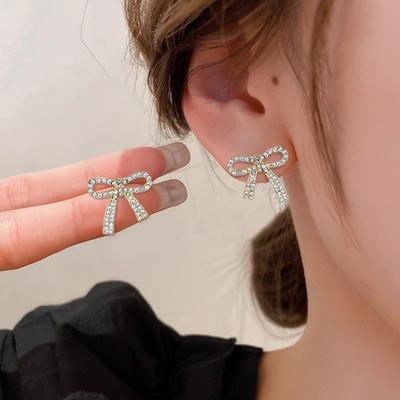 Nové šperky Korejské sladké Full Crytal Bowknot Dámské náušnice Zlatá mašle Módní náušnice Šperky Dárek