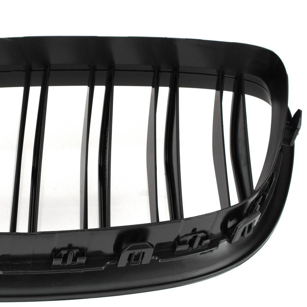 BMW 5 F07 GT 09-17 Grill Mellan Strålkastarna (Njurar) Vänster + Höger Set, Svart Blank Dubbel Ribb
