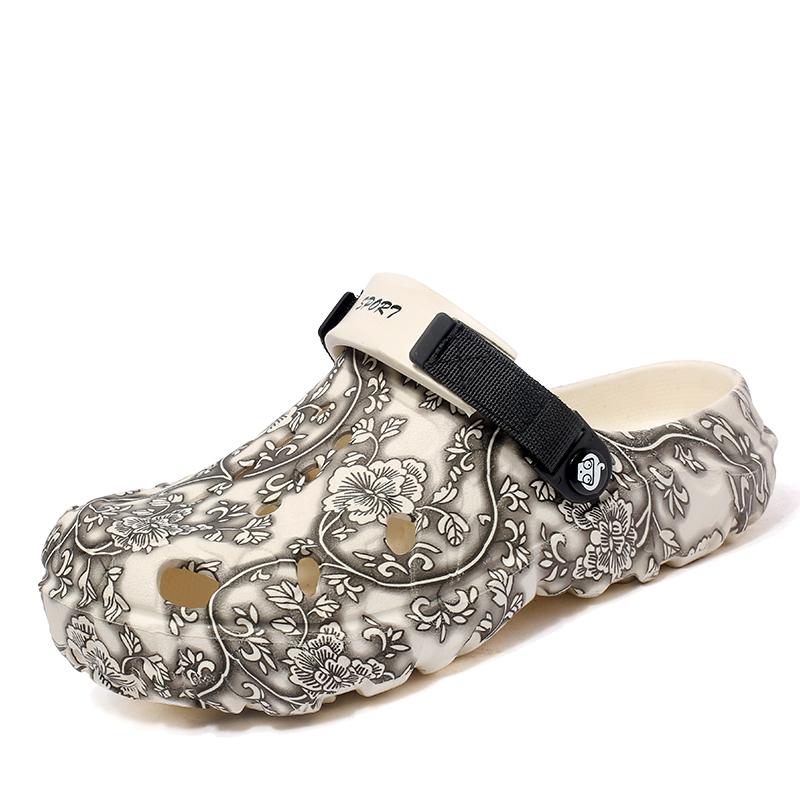 Fashion Summer Men Slippers EVA Sandals Clogs Printing New Men's Hole Shoes Outdoor Beach Slides Home Garden Slides Male Working Shoes
