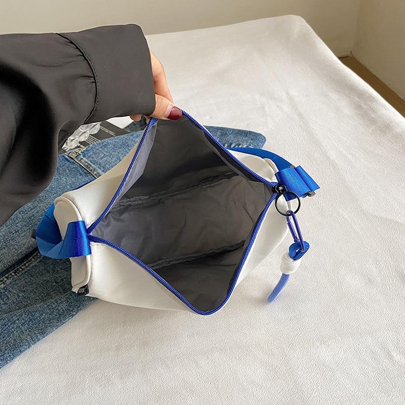 Geräumige Knödel Umhängetasche Damen Vielseitige Lässige Sportliche Schultertasche Trendig
