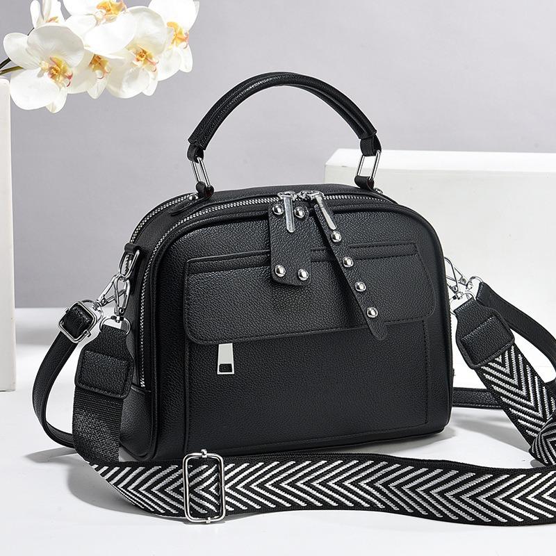 Textured handbag Casual multi-commuter messenger bag Simple and versatile multi-layer shoulder bag Handbag