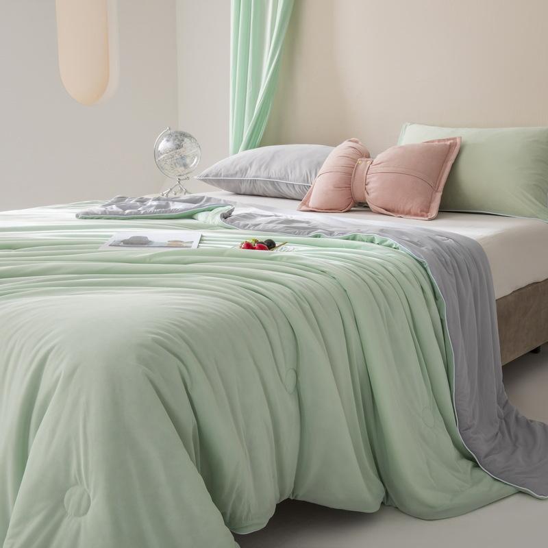High Quality Cooling Blankets Smooth Air Condition Comforter Lightweight Summer Quilt with Double Side Cold Cooling Fabric