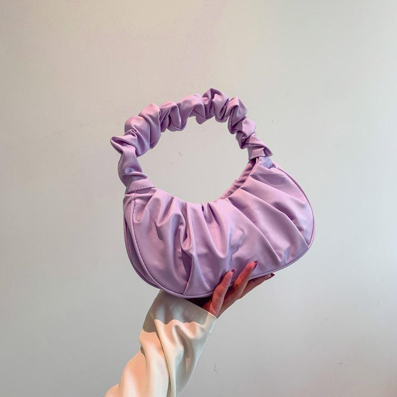 Contrasterende kleuren Nieuwe modieuze effen kleur geplooide wolken Zoete schoudertas Straattrend Draagbare okseltas voor dames
