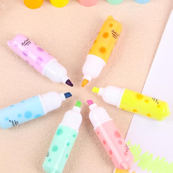 6Pcs Chisel Tip Highlighter Marker, Cute Marker Pen, Cartoon Macaron Highlighter No-Bleed Ink Markers for Journaling, Planners, and Office Documents