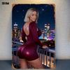 Sexy Frau Silhouette Nachtstadt Skyline Metallposter Wandkunst für Wohnzimmer