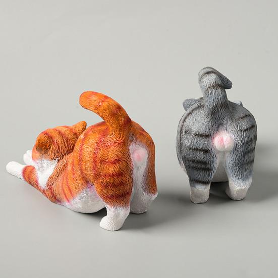 Mini Cat Figurines Cute Resin Cat Stretching Statue Small Kitten Sculpture for Indoor Home Office Shelf Desktop Decor