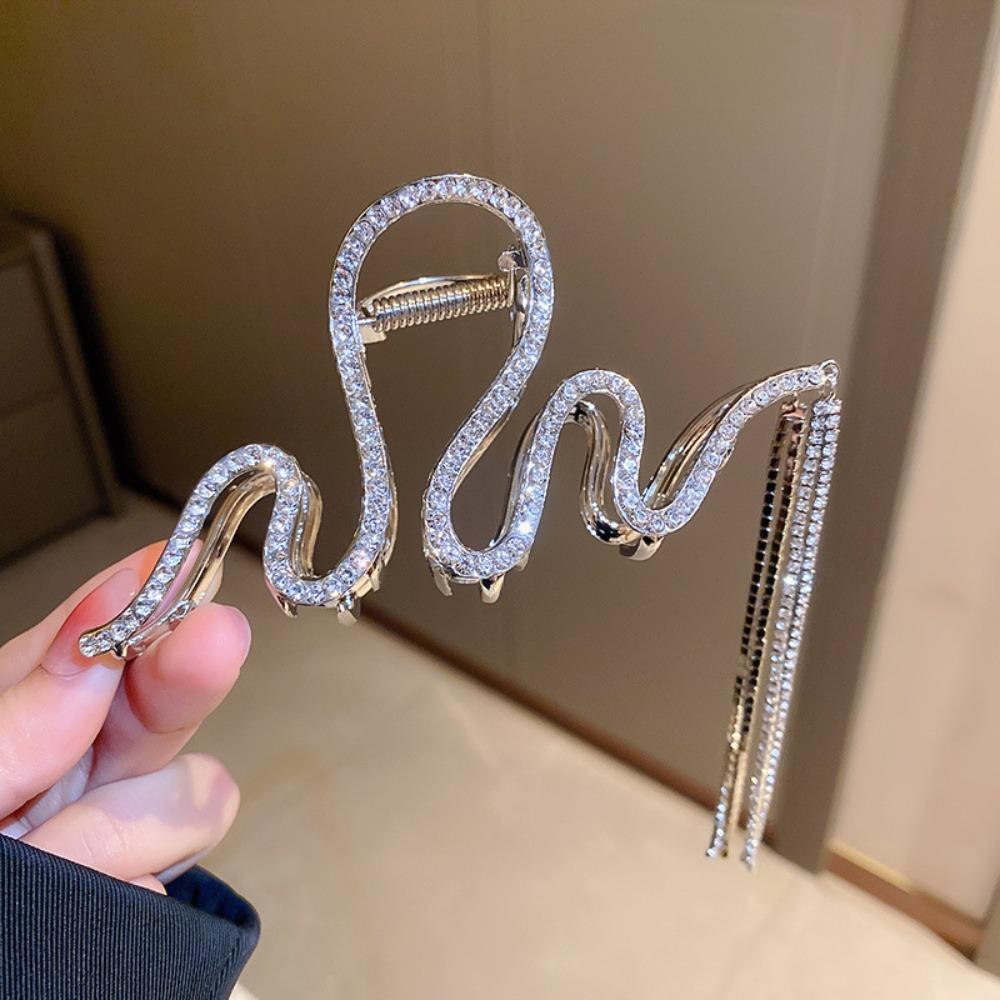 1PC Light Luxury Rhinestones Grab Clip Large Snake Clip Female High-end Tassel Chain Hair Clip Back Head Shark Clip Head
