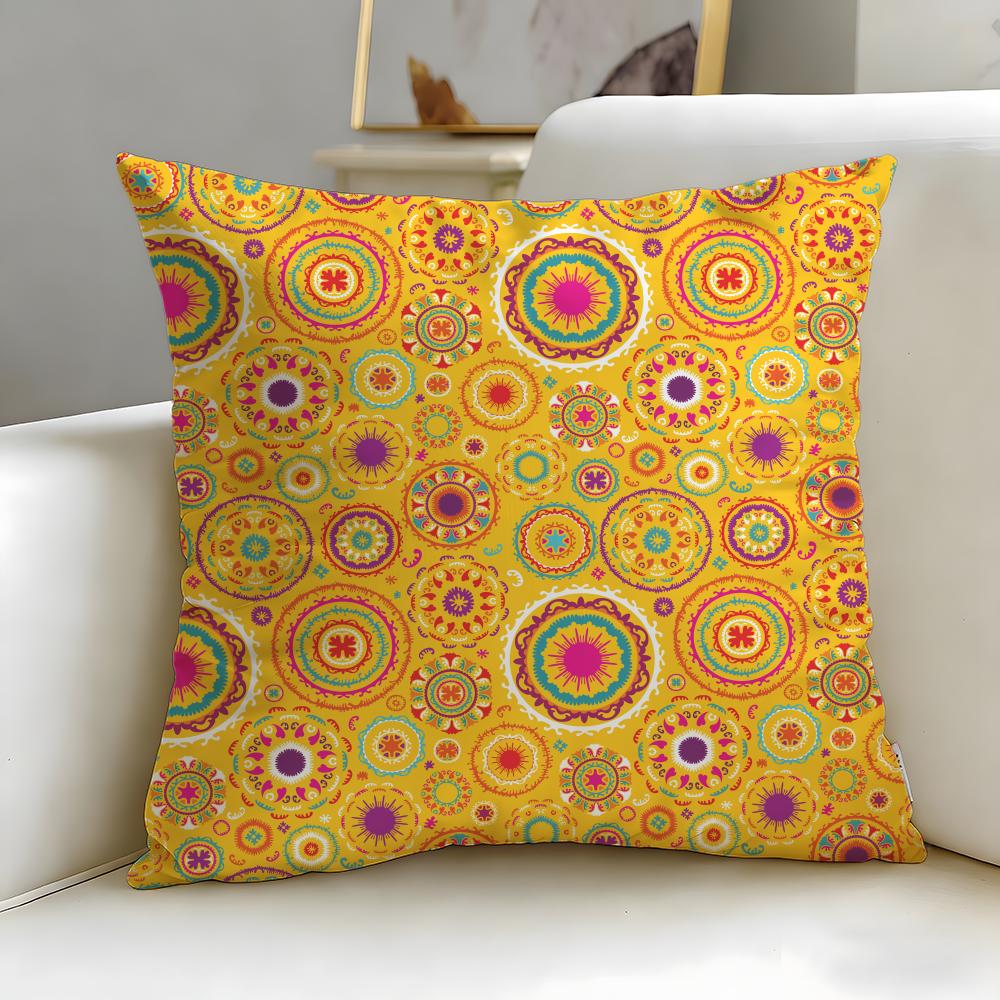 Classic Pattern Indian Ethnic Pattern Cushion Cover Soft EasyWash Pillow Case Versatile for Couch Bed Travel and Office