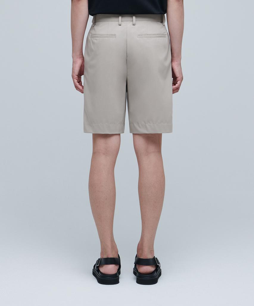 Musinsa Standard [Cooltandard] Hidden Elastic Waist Half Slacks [Light Beige]