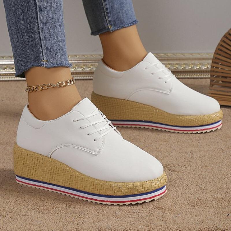 Fashion Large Size Women Hiking Shoes 2024 Spring New Flat Heel Sneakers Thick Bottom Lacing Single Shoes Female Women Sneakers Size 42