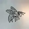 1pc Metal Bee Wall Art, Iron Bee Outdoor Garden Sculpture, Patio Fence Decoration for Living Room Balcony Indoor Home