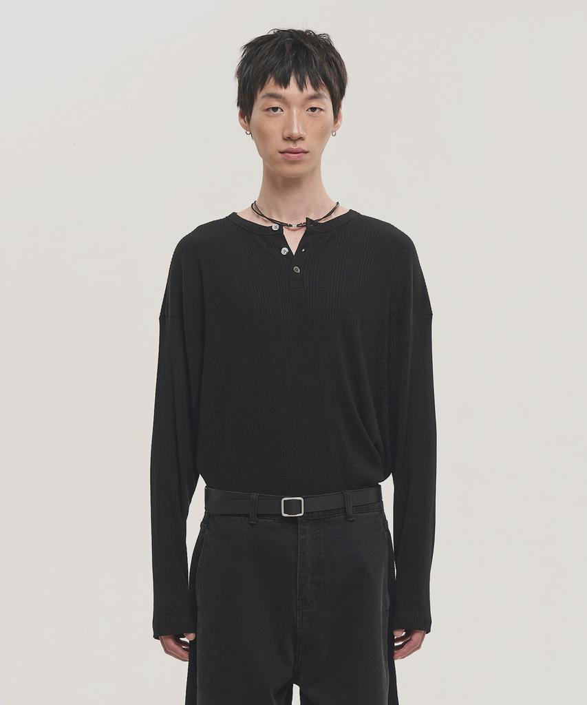 NOISE Ribbed Henley Neck Sleeve Knit - Black